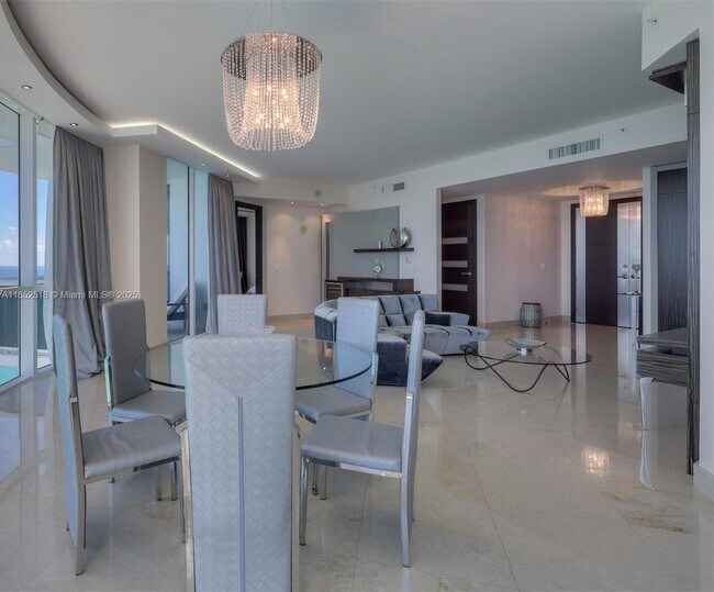 Building Photo - 18101 Collins Ave