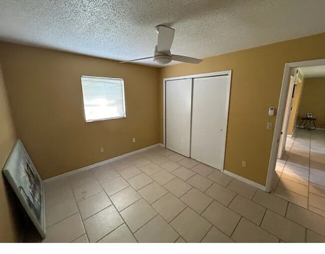Building Photo - 6233 Ansley St