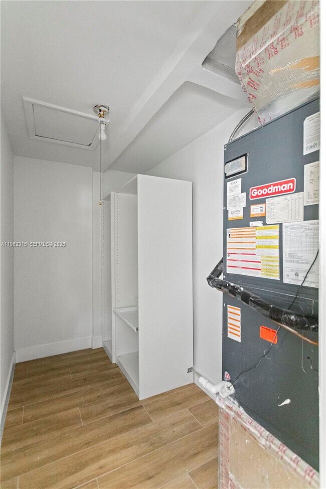 Building Photo - 6200 Fletcher St