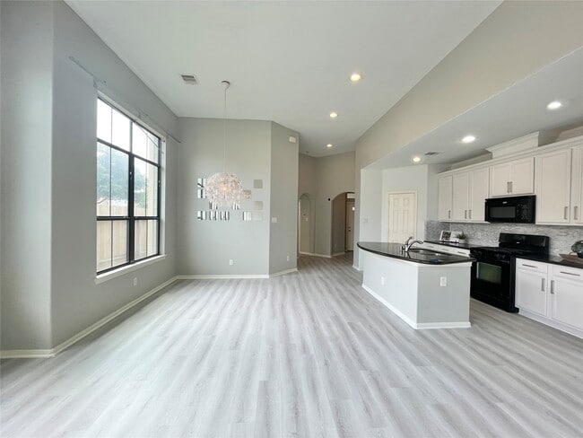 Building Photo - 3625 Standing Rock Dr