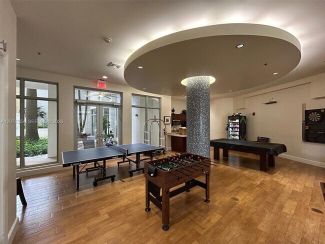 Building Photo - 1830 Radius Dr