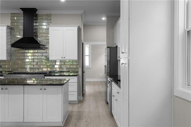 Building Photo - 1331 Diamond Ave SE