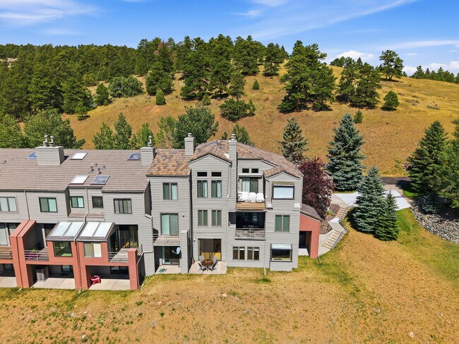 Building Photo - 680 Ridgeside Dr