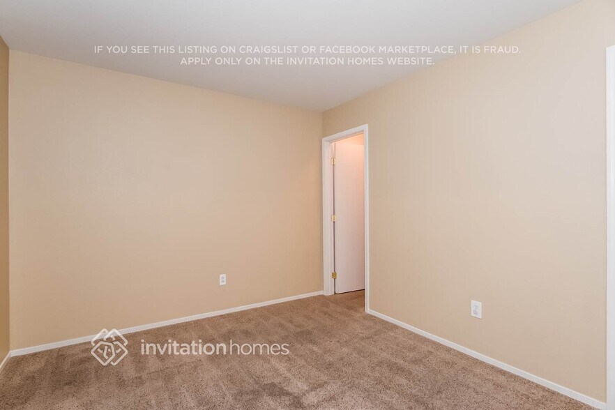 Building Photo - 2400 Boca River Dr