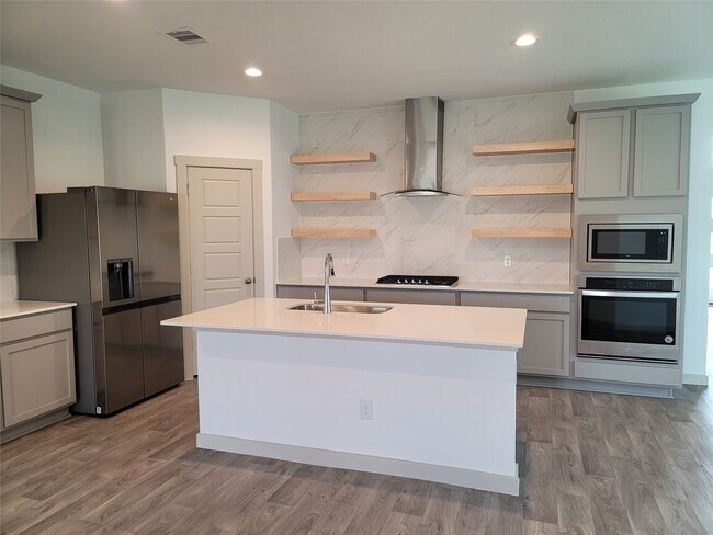 Building Photo - 3005 Fenchurch Elm Trl