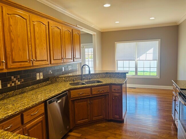 Building Photo - 2616 Danhaven Dr