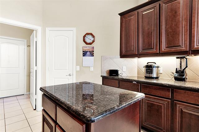 Building Photo - 6614 Eagle Nest Dr