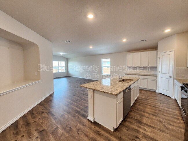 Building Photo - 13129 Whisper Bnd