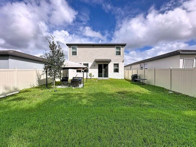 Building Photo - Wonderful like new and pet friendly home in Winter Haven