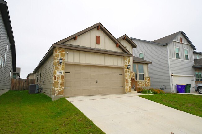 Building Photo - Gorgeous First-Time Rental in Saint Hedwig (SCUCISD) Rental Commission: $500