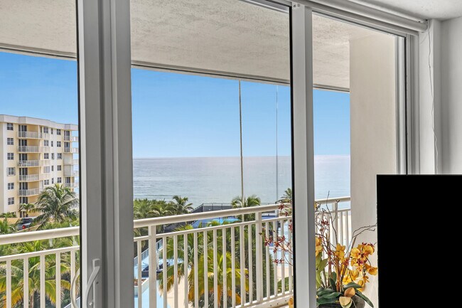Building Photo - 3546 S Ocean Blvd
