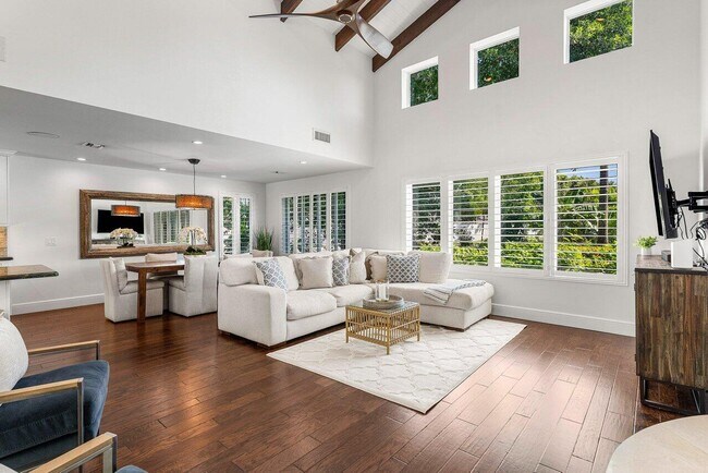 Building Photo - 6130 Ridge Ln