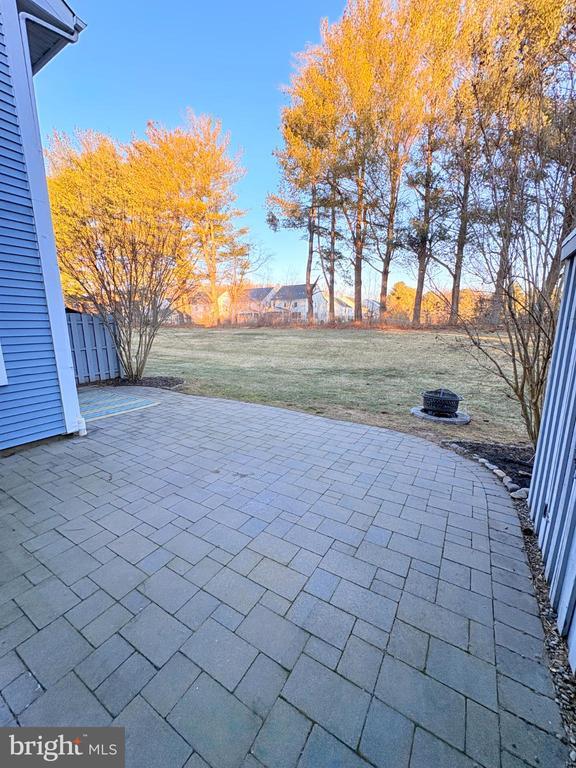 Building Photo - 54 Hillcroft Way