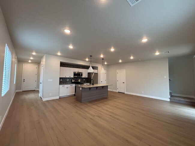 Building Photo - BRAND NEW END TOWNHOME FOR RENT + HALF OFF FEBRUARY RENT!