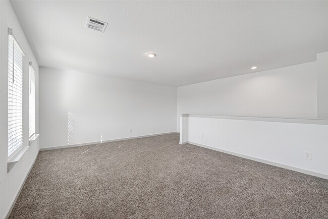 Building Photo - 1322 Truckee River Dr