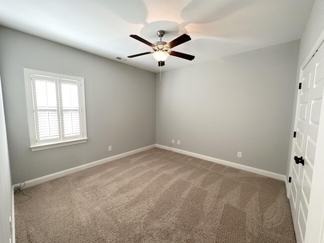 Building Photo - 1701 Sassafras Ct