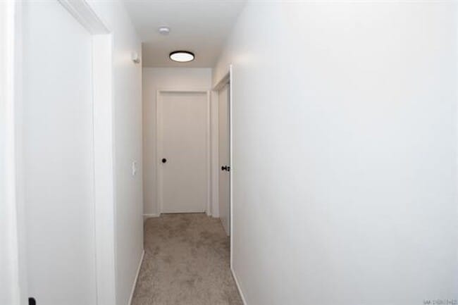 Building Photo - Encinitas 4br  2 car garage granite kitchen Huge Yard Home Remodeled TEXT 858-774-1574 $6290