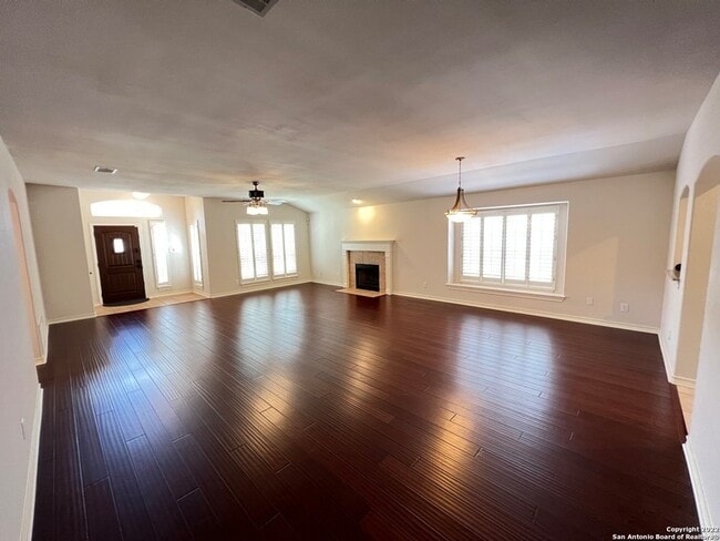 Building Photo - 1303 Bluff Forest