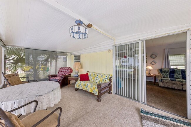 Building Photo - 77 Wildwood Ln