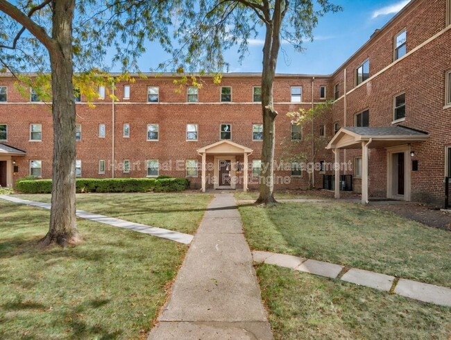 Building Photo - 1963 W Broad St