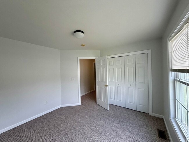 Building Photo - 8 Normandy Way