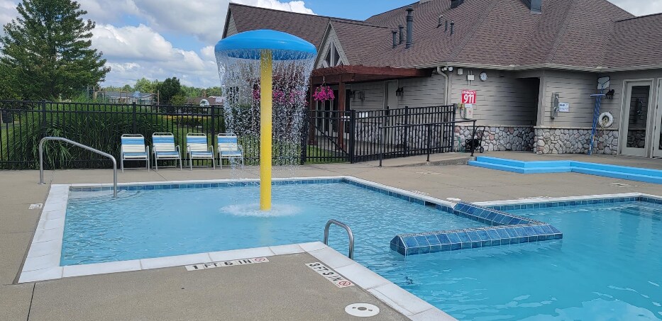 Building Photo - 37399 Sandstone Trl