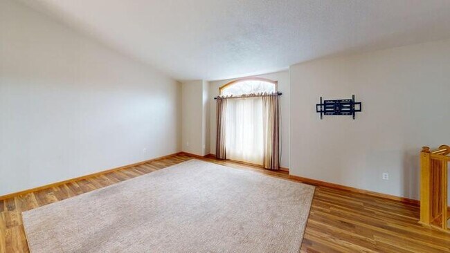 Building Photo - 449 Napa Lp