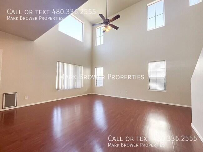 Building Photo - 396 E Bradstock Way