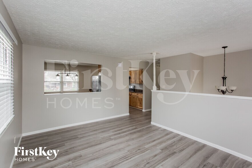 Building Photo - 418 Andrea Dr