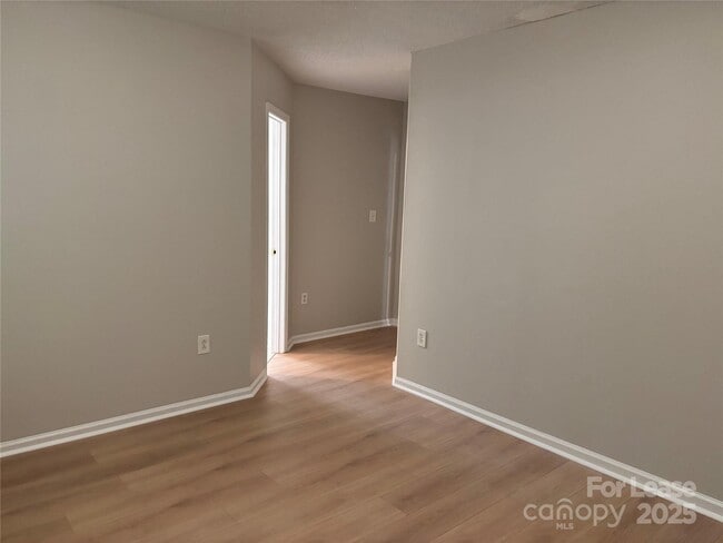 Building Photo - 3710 Burntwood Ct