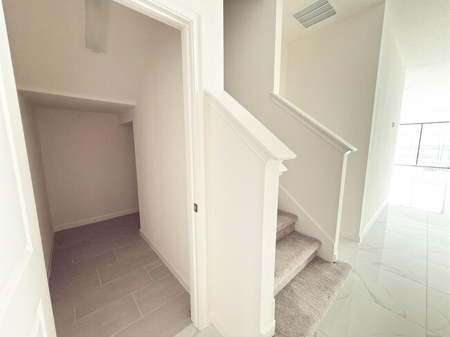 Building Photo - 1250 Butterfly Orchid Rd