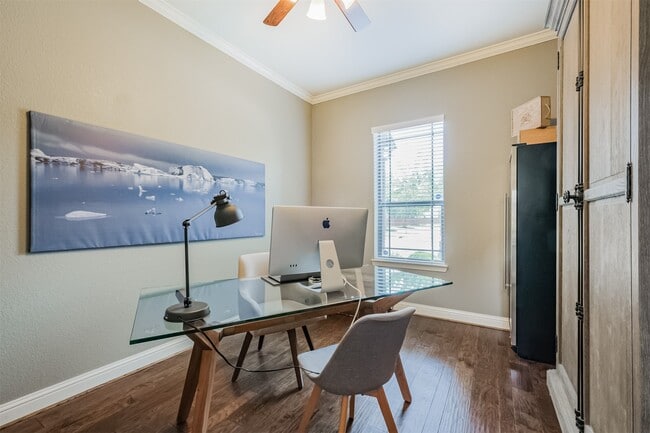 Building Photo - 27002 Calaway Falls Ln