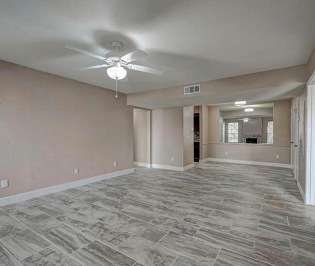 Building Photo - 6606 De Moss Dr