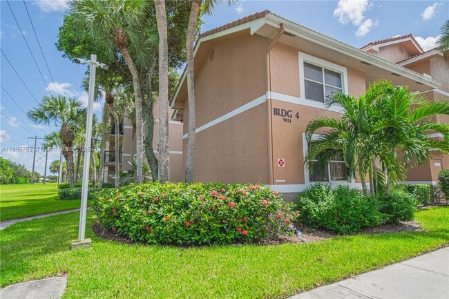 Building Photo - 9033 Wiles Rd