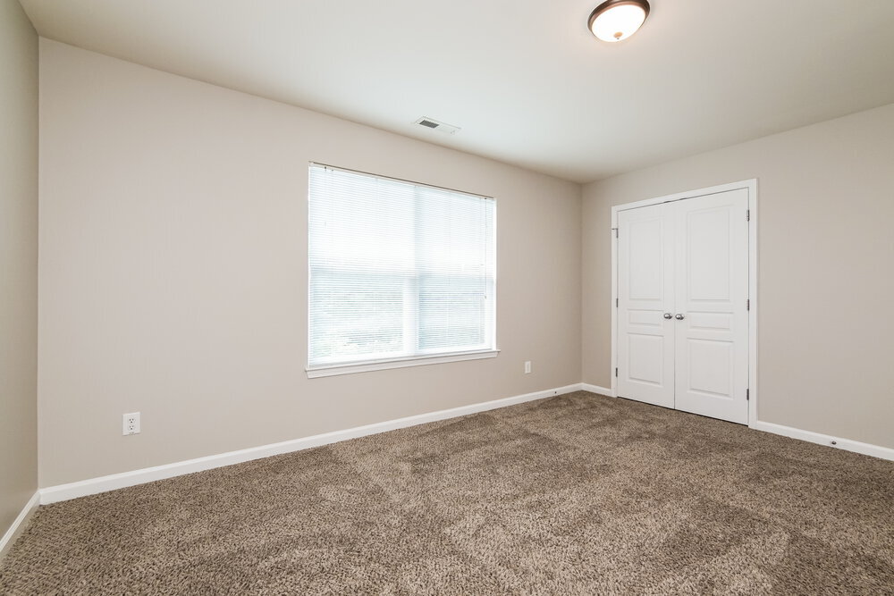 Building Photo - 360 Stobhill Ln