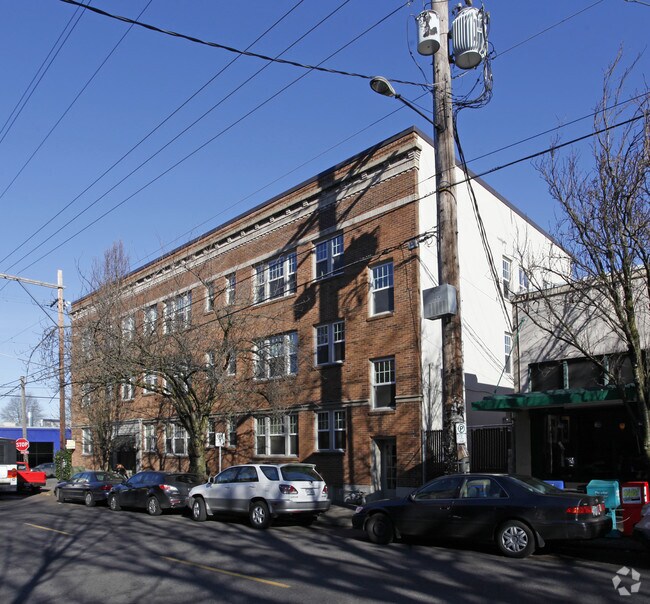 Acacia 1034 NW 21st Ave Portland OR 97209 Apartment Finder