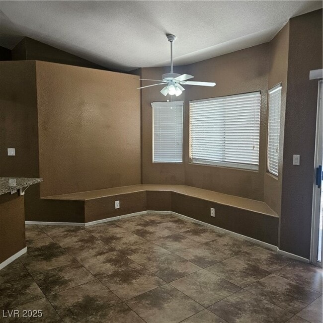 Building Photo - 9100 Valley of Fire Ave