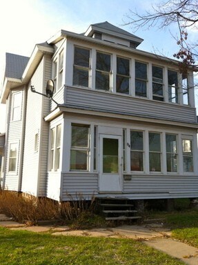 Building Photo - 834 S 3rd Ave