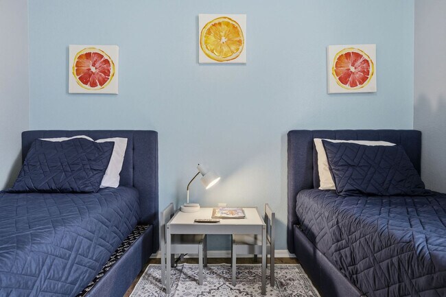 Building Photo - 11509 Glenmont Dr