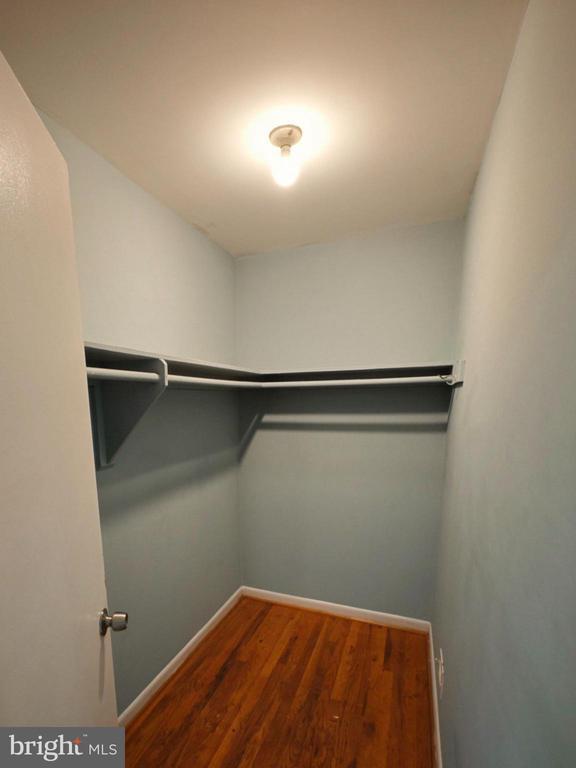 Building Photo - 1304 Wendover Ct