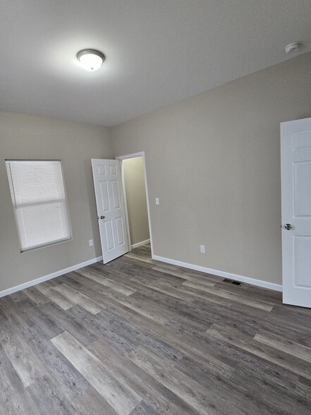 Building Photo - 1621 Wallace St