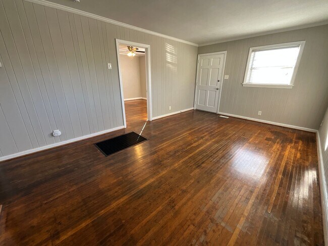 Building Photo - 201 Lowdermilk St