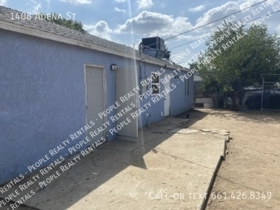 Building Photo - 1408 Adena St