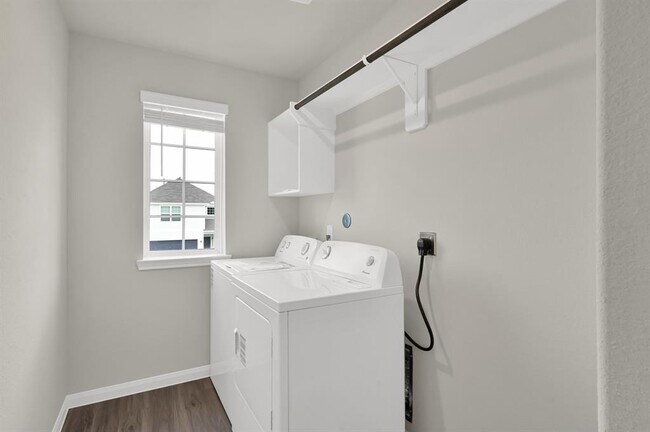 Building Photo - 13244 Musky Dr