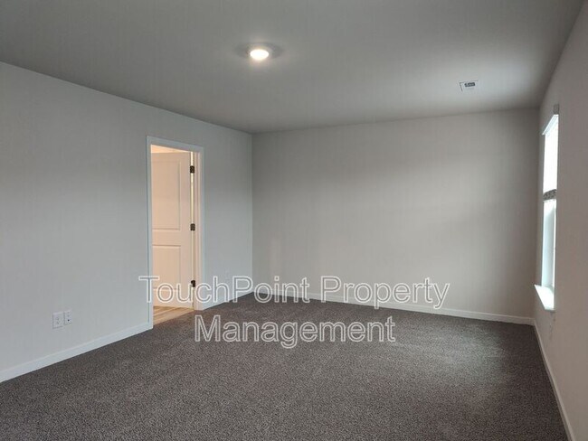 Building Photo - 12028 Zazu Wy