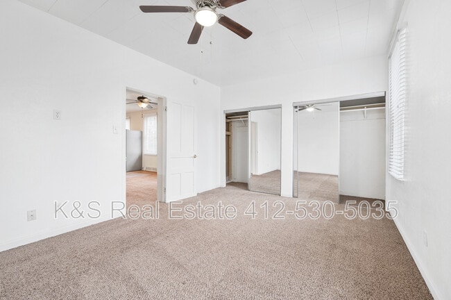 Building Photo - 2410 Collins St