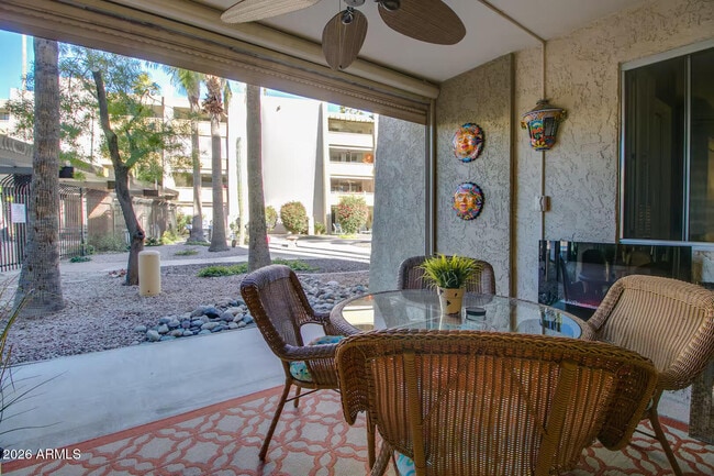 Building Photo - 7625 E Camelback Rd