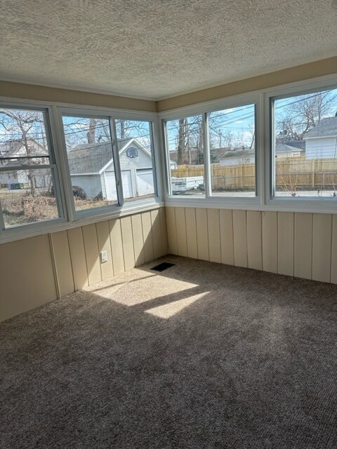 Building Photo - 90 Mayflower St