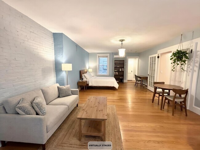 Building Photo - 86 Commonwealth Ave