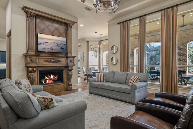 Building Photo - 931 Woodview Dr